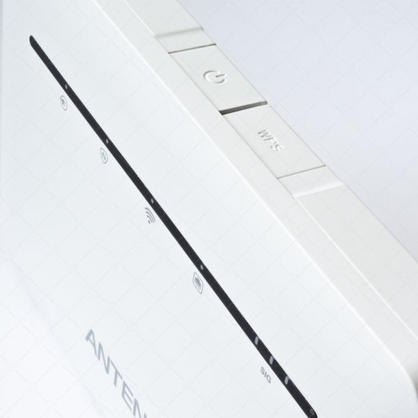 3G/4G Wi-Fi роутер ANTENITI B535 White (LTE Cat. 4 - скорость до 150 Мбит/с) 574451401 фото